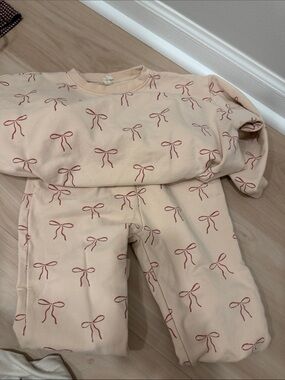 Quincy Mae Kids Bow-Print Set - Cream with Pink Bows